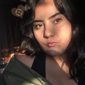 Meet your Posher, Angie